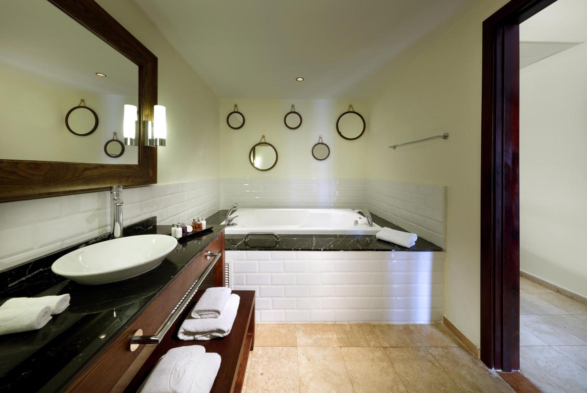 The Signature Level At Grand Palladium Lady Hamilton Resort & Spa Lucea Buitenkant foto